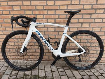 Bici da corsa Pinarello F5 Disc 105 Di2