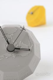Orologio da tavolo in gel poliuretanico mod. GLOBE