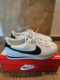 scarpe nike Cortez NUOVE n.42,5