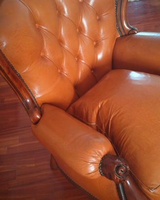 poltrona in pelle e legno 