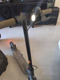 Monopattino elettrico Xiaomi Essential