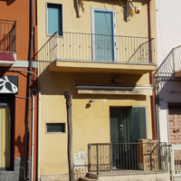Locale commerciale/ Ufficio