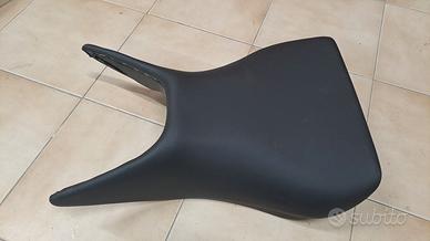 SELLA COMFORT HONDA VFR 800 2014-->