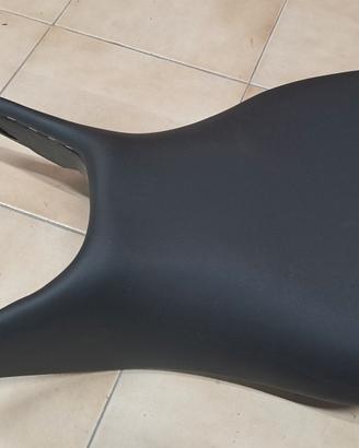 SELLA COMFORT HONDA VFR 800 2014-->