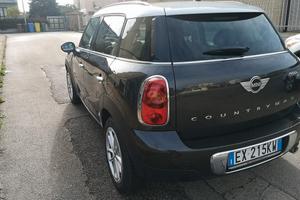 Mini Countryman anno 2014.Cv 111