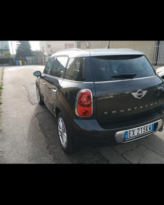 Mini Countryman anno 2014.Cv 111