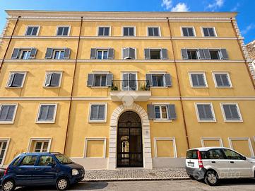 2 LOCALI A ALBANO LAZIALE