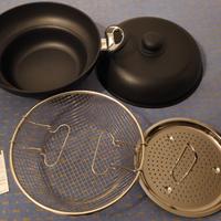 pentola per friggere e cuocere a vapore