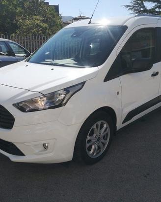 FORD Tourneo Connect 1.5 TDCi 101 CV Titanium
