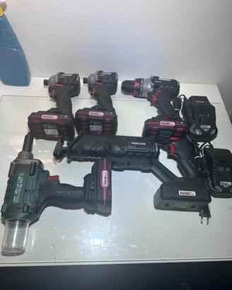 Set di attrezzi Parkside a batteria