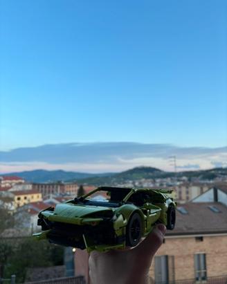 LEGO Technic 42161 Lamborghini Huracán Tecnica