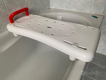Tavola da vasca con maniglia per disabili