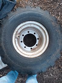 5 cerchi rimorchio agricolo