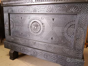 cassapanca sarda vintage