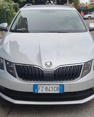 Skoda Octavia 1.5 DSG Wagon Ambition G-Tec