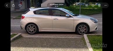 Giulietta 2.0 jtm 170 cv con tetto open assetto