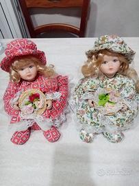 bambole con cofanetto