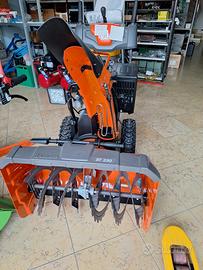 Spazzaneve Husquarna ST 330 Nuovo!