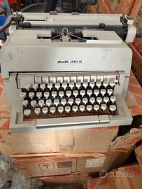 Macchina da scrivere OLIVETTI LINEA 98