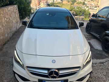 Auto mercedes