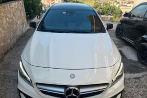 Auto mercedes