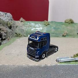 Camion Wsi Tekno 1/50 (No Rc)