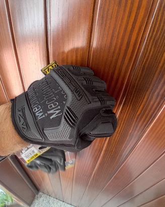 Guanti tipo mechanix, misura M