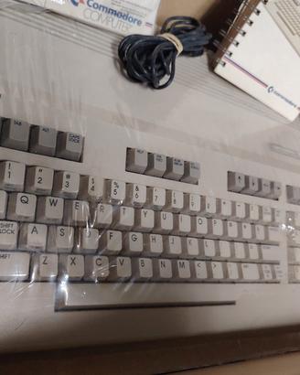 Commodore 128 con alimentatore funzionante
