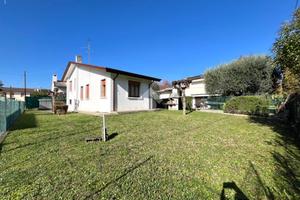 VILLA SINGOLA A PONTE SAN NICOLÒ