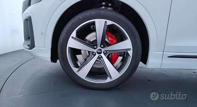 CERCHI AUDI Q8