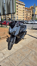Yamaha x max 125
