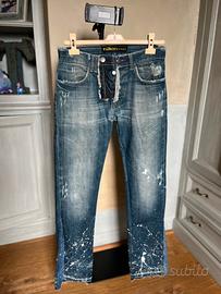 Flared Jeans