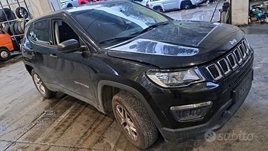 JEEP COMPASS 2018 SOLO PER RICAMBI