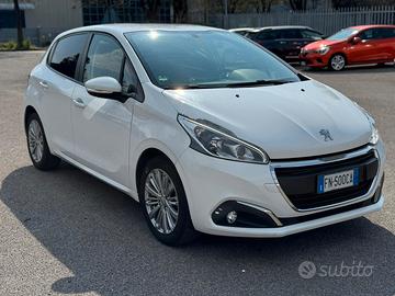 Peugeot 208 1.2 Benzina/GPL