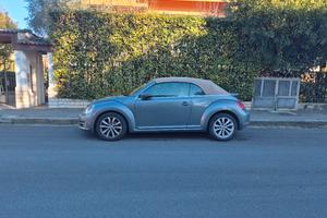 Volkswagen maggiolino cabrio 