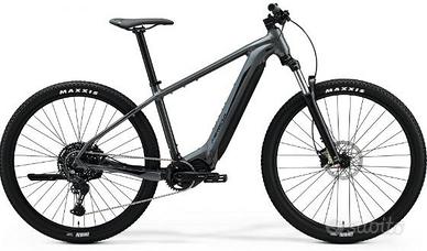 bici elettrica con ruote larghe mai usata