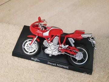DUCATI MH 900