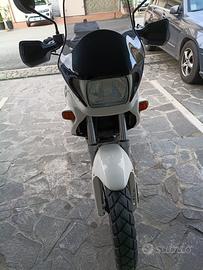 BMW 650