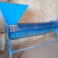 smallatrice per mandorle a cardano