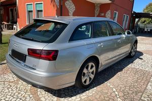 Privato vende auto