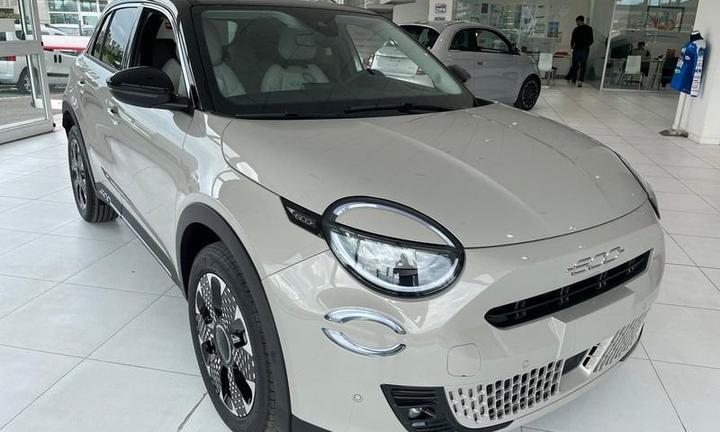 FIAT 600 Hybrid 110 CV DCT MHEV La Prima - PR...