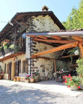 Rustico / Casale di 80 m² con 4 locali e box auto 