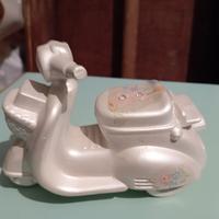 Vespa modellino in ceramica