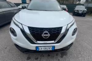 Nissan Juke Acenta 1.0 DIG-T 114 C