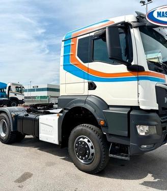 MAN TGS 510, Trattore 4x4, km 400.000