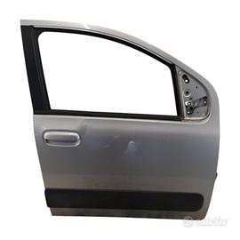 Porta anteriore destra grigia Fiat Panda 312 2014