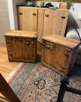 Comodini artigianali in abete 57x37xh58