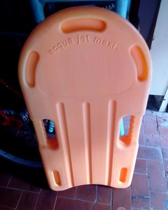 Tavoletta nuoto regalata