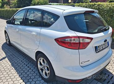 Auto Ford C-max
