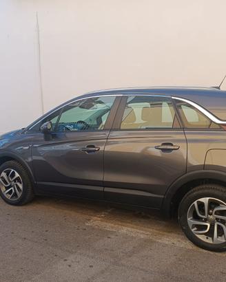 Opel Crossland X con soli 77.000 km